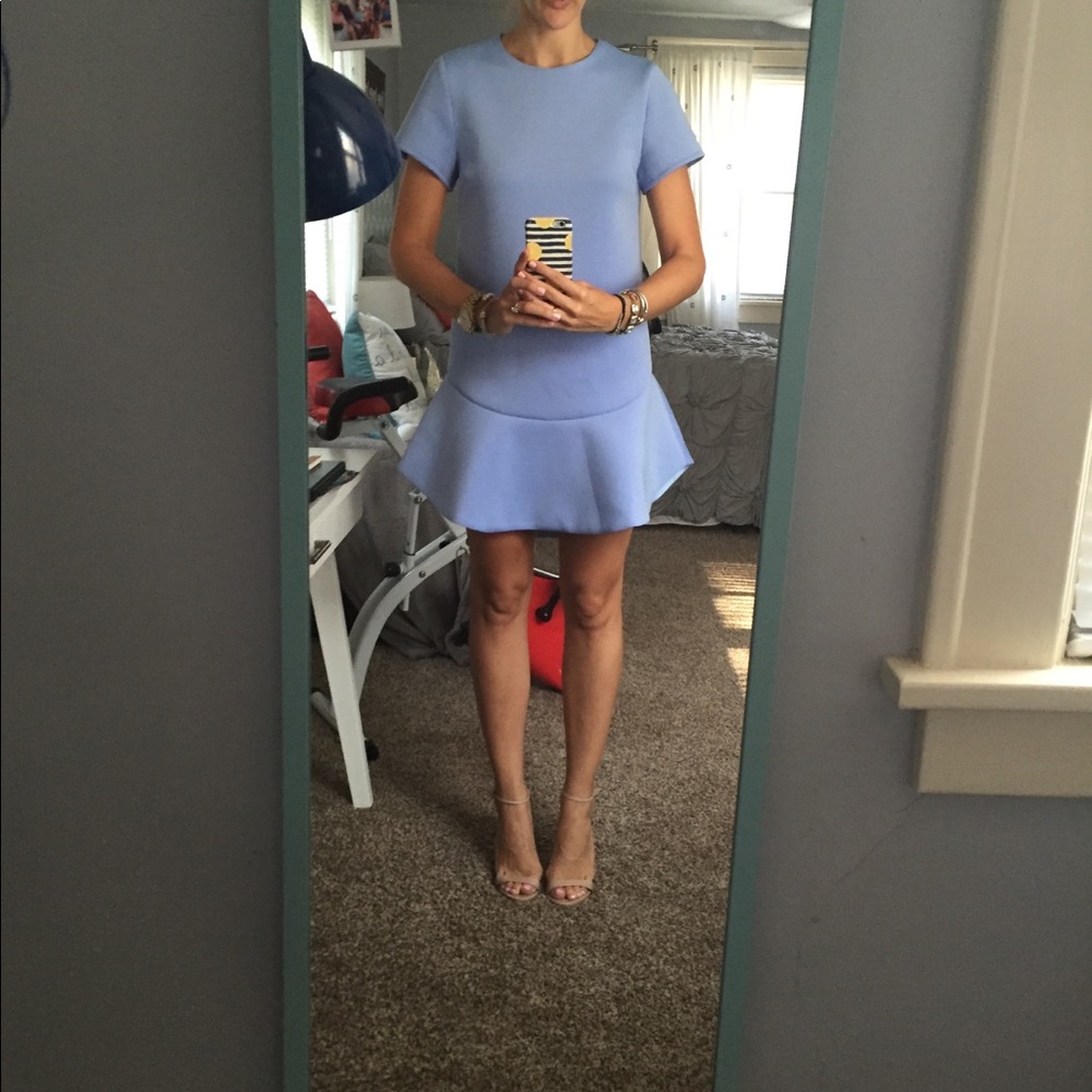 Elliatt Monument Shift Dress size Small